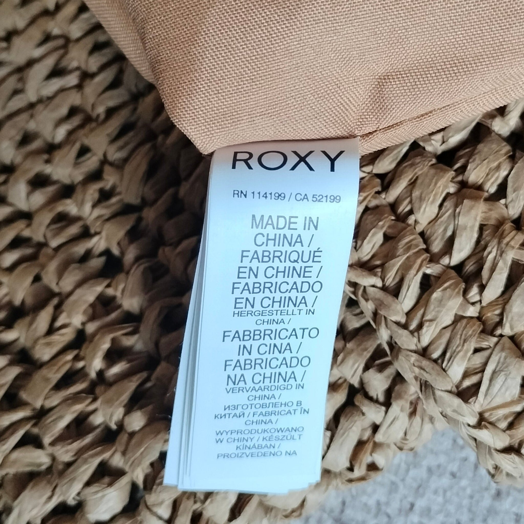 Roxy. Damska kopertówka.